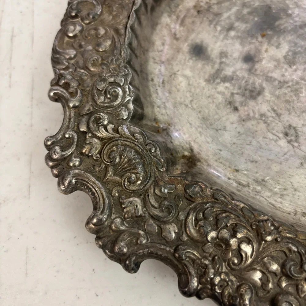 Vintage Victor Silver Co Quadruple Plate 1004½ Silverplate Vanity Serving Tray